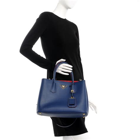 prada saffiano cuir bluette|Prada.